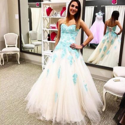 Appliques Lace Up Princess Tulle White Prom..